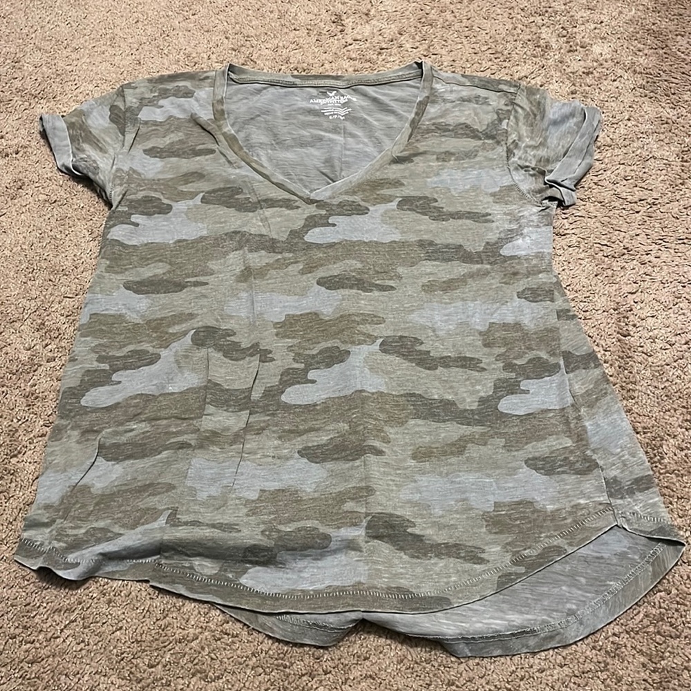 Women’s American Eagle camo tee